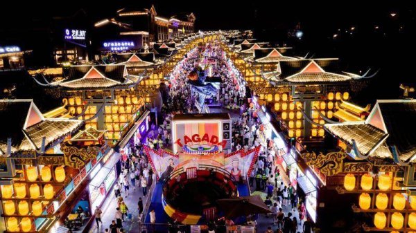 正规配资网 广旅·南宁之夜客流量突破2000万人次​