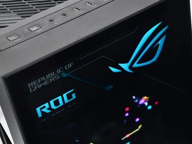 ROG枪神10X全角度图赏 信仰之力溢出屏幕